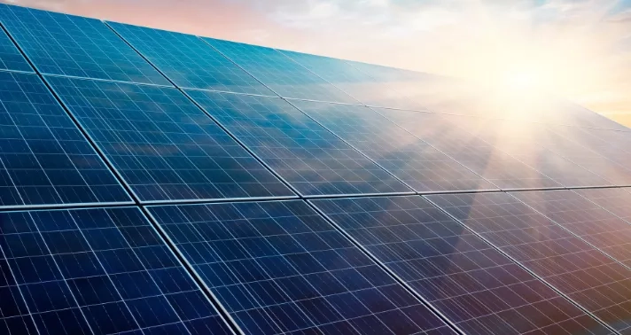 Puissance panneaux solaires